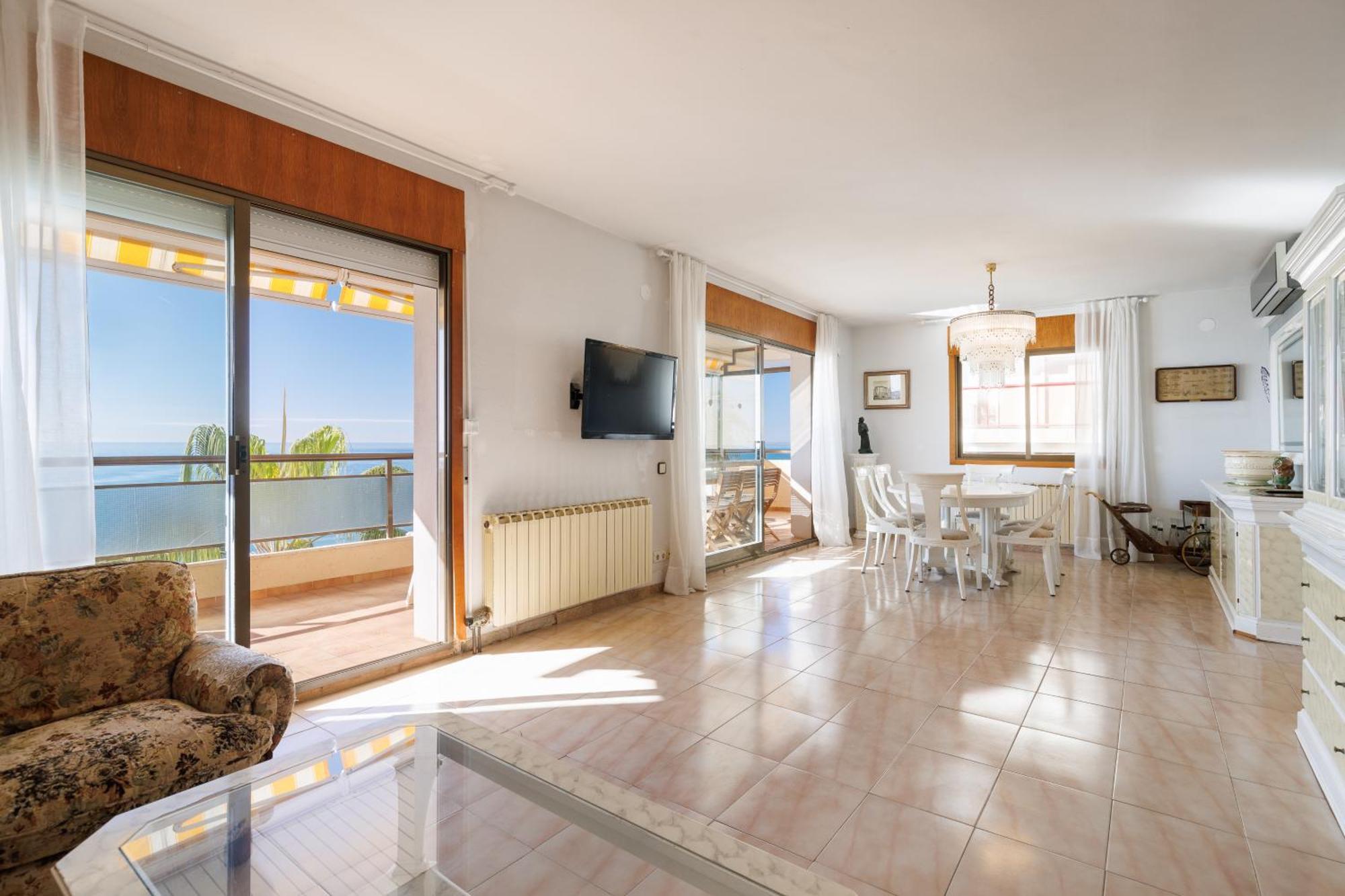 Apartamento Para 8 Sobre El Mar Leilighet Salou Eksteriør bilde